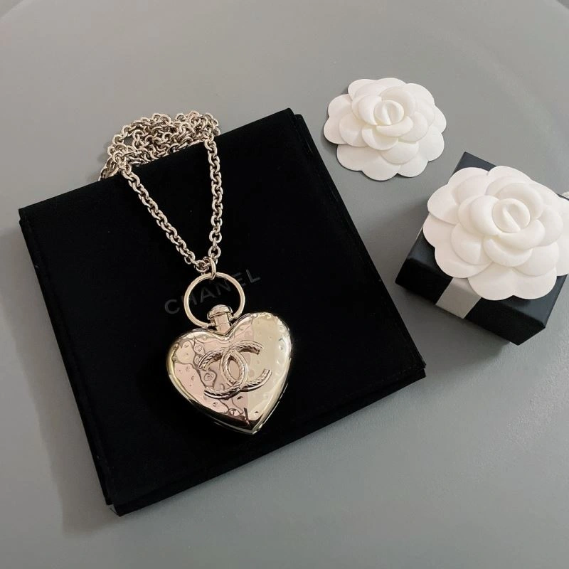 Chanel Necklaces Durable 226821