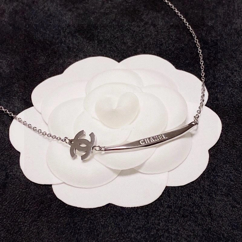 Chanel Necklaces Premium 226870