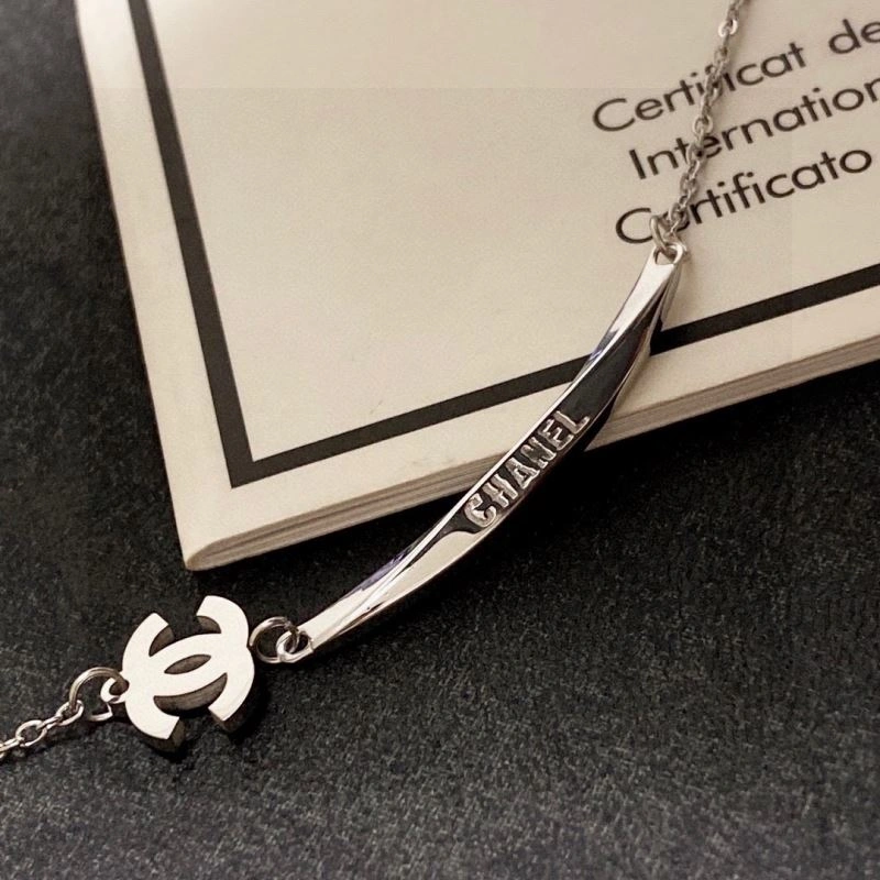 Chanel Necklaces Premium 226870