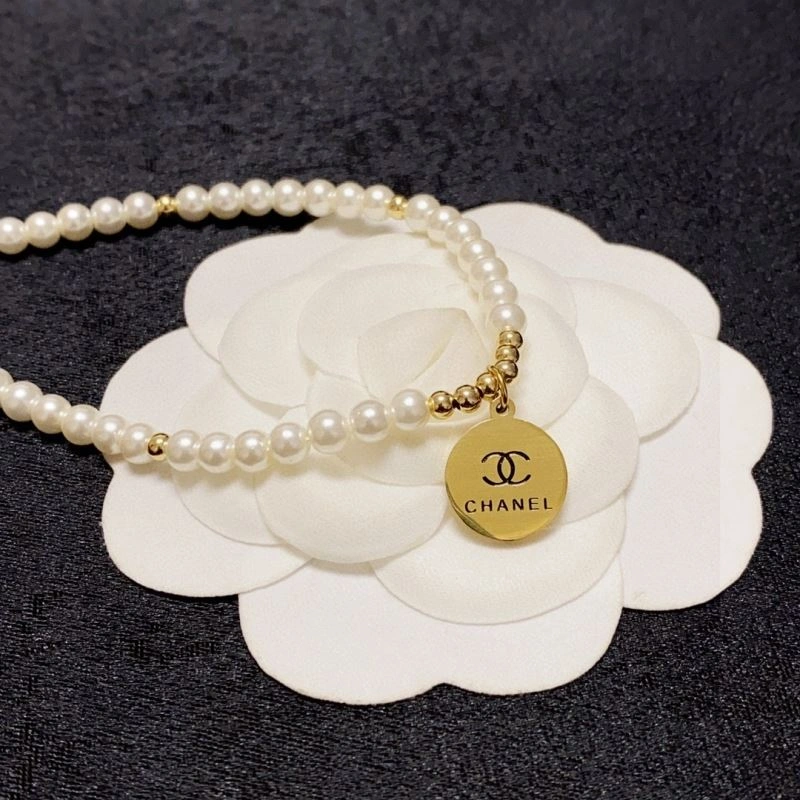 Chanel Necklaces Functional 226808