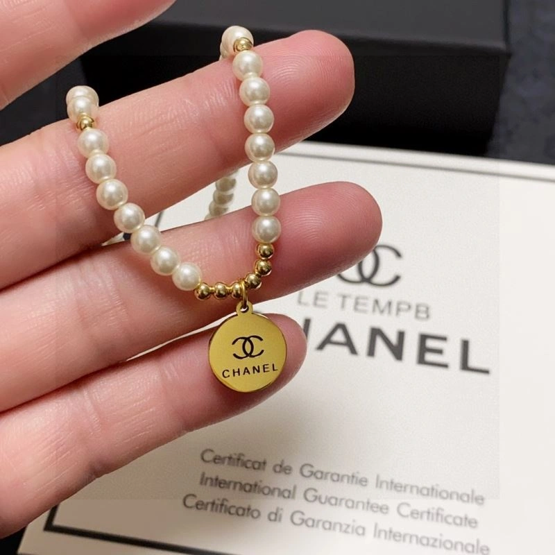 Chanel Necklaces Functional 226808
