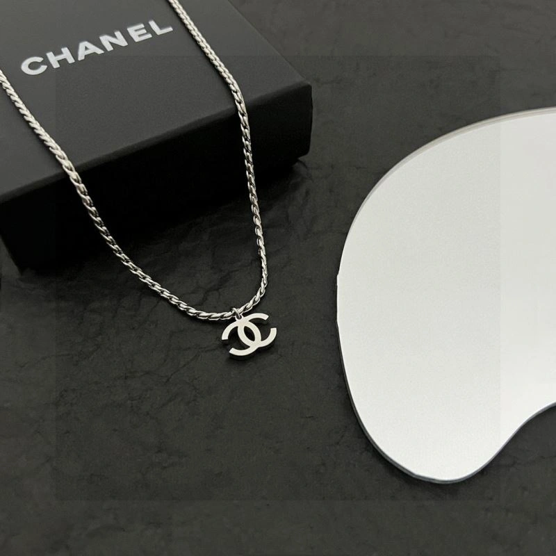 Seasonal Chanel Necklaces 226810
