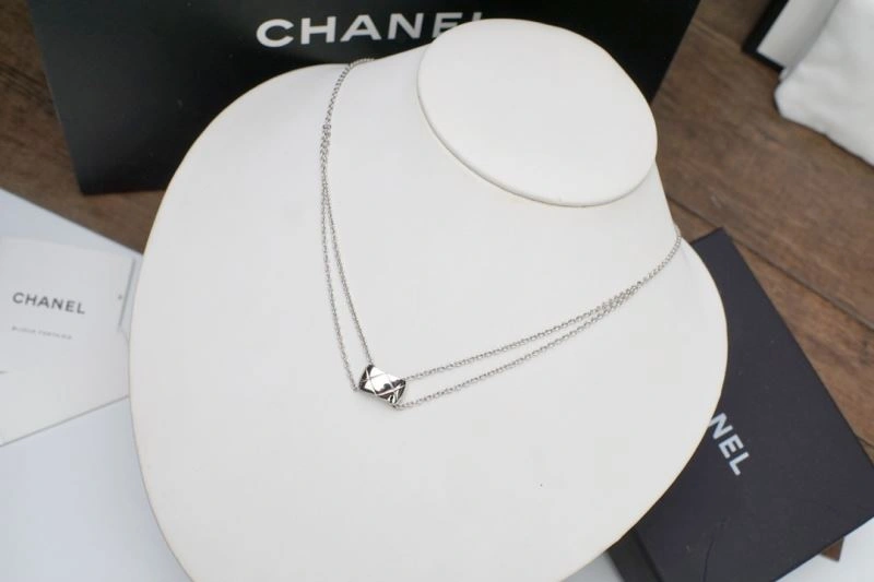 UrbanStyle Chanel Necklaces 226800