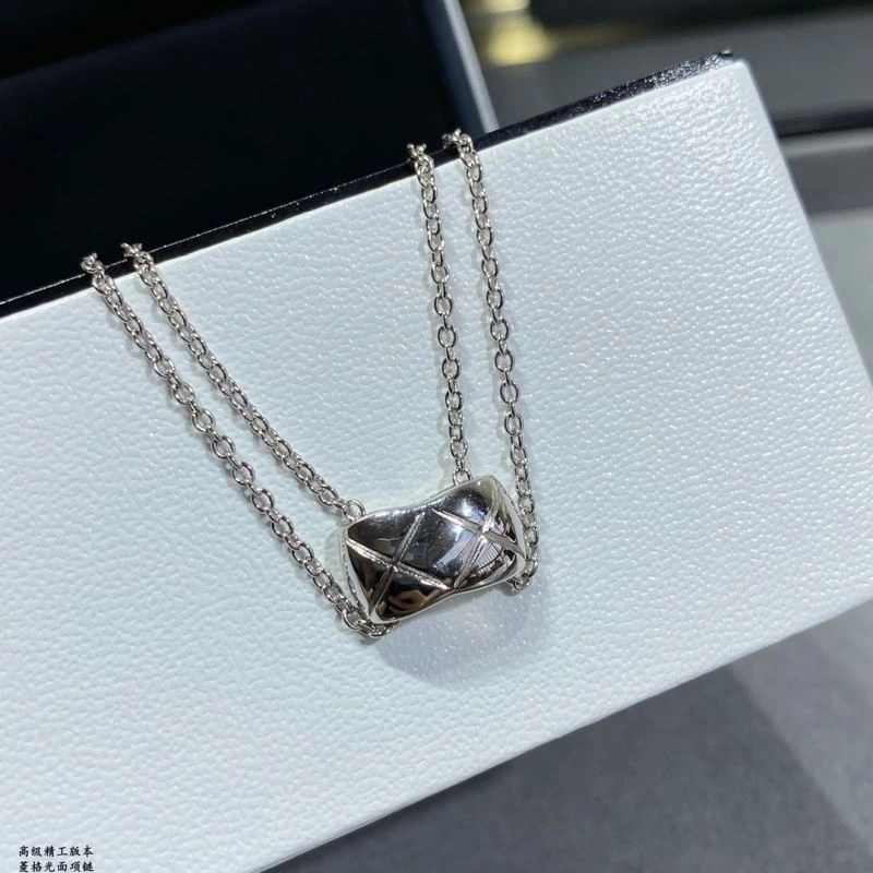 Modern Chanel Necklaces 226794