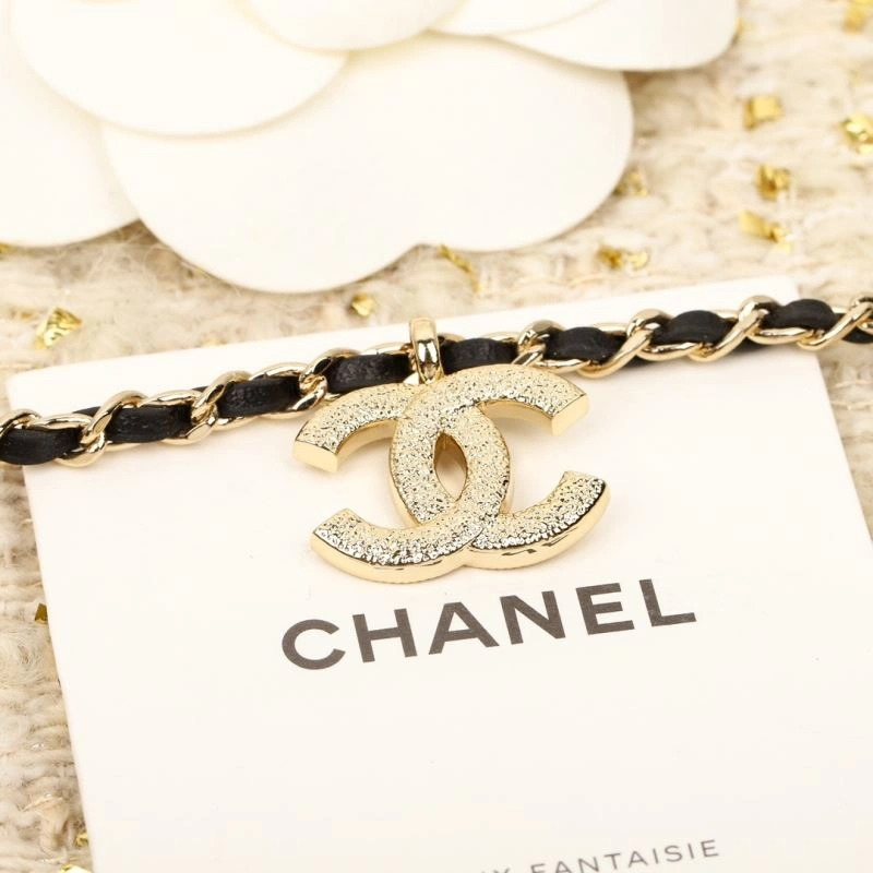 Sophisticated Chanel Necklaces 226792