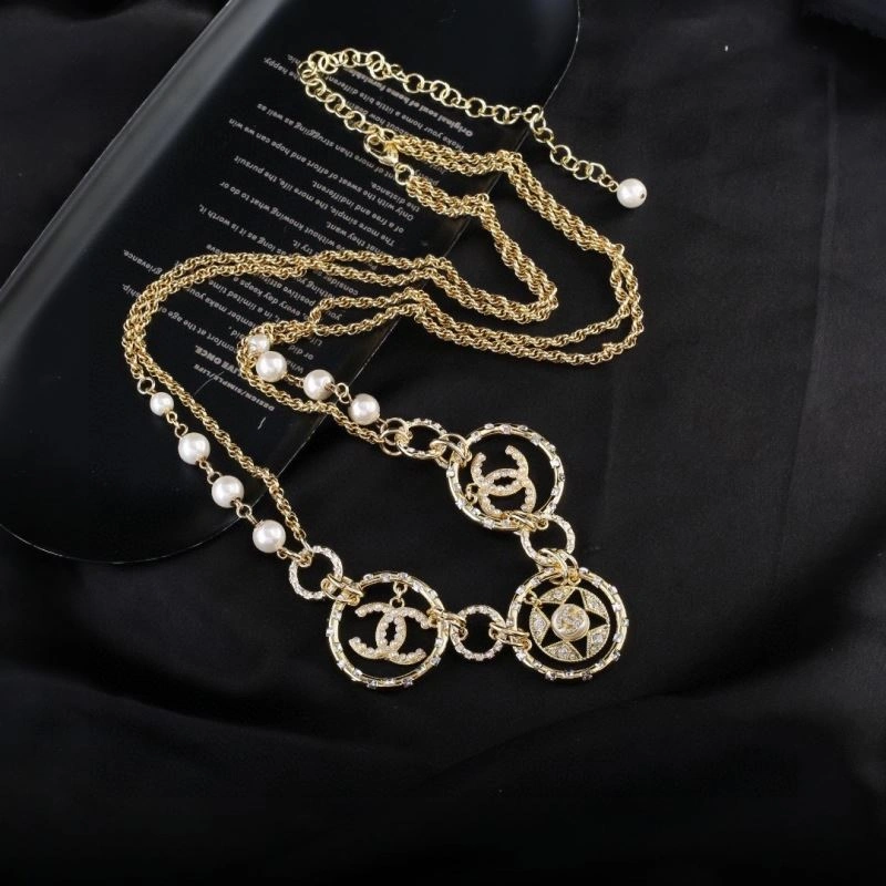 Sophisticated Chanel Necklaces 226793