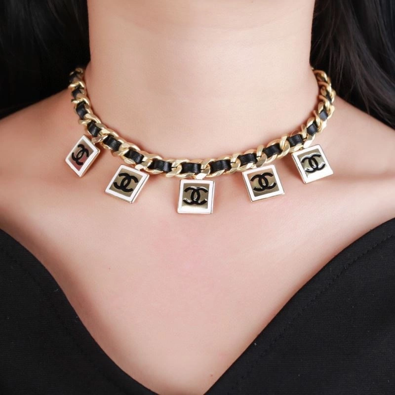 Stylish Chanel Necklaces 226770
