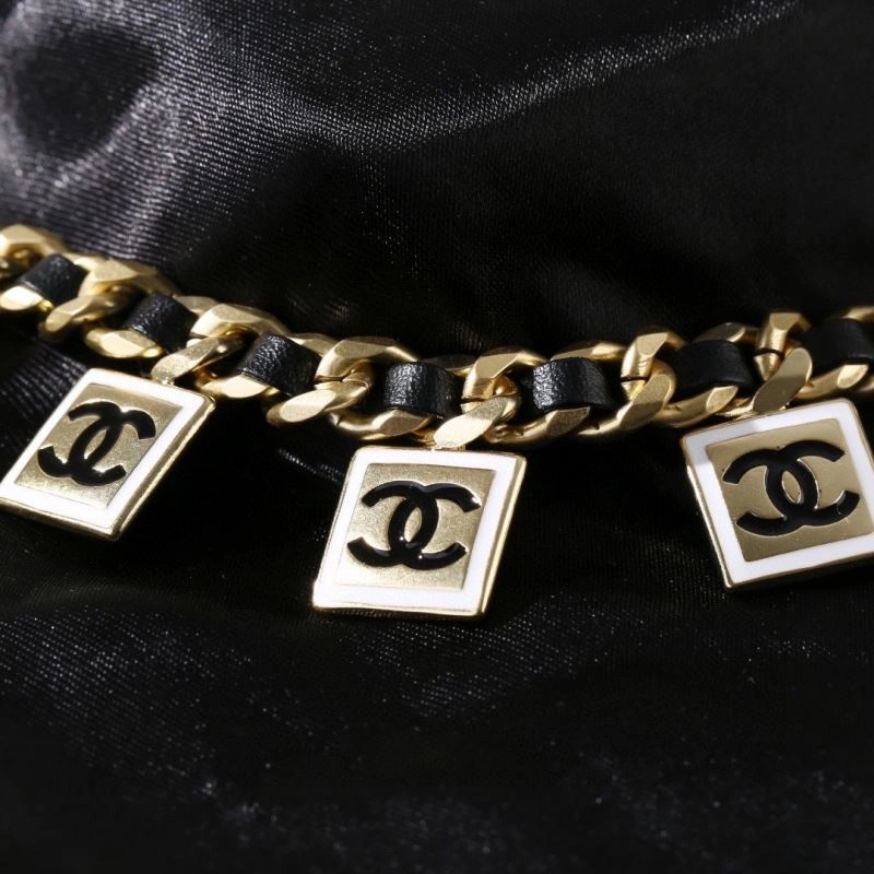 Stylish Chanel Necklaces 226770
