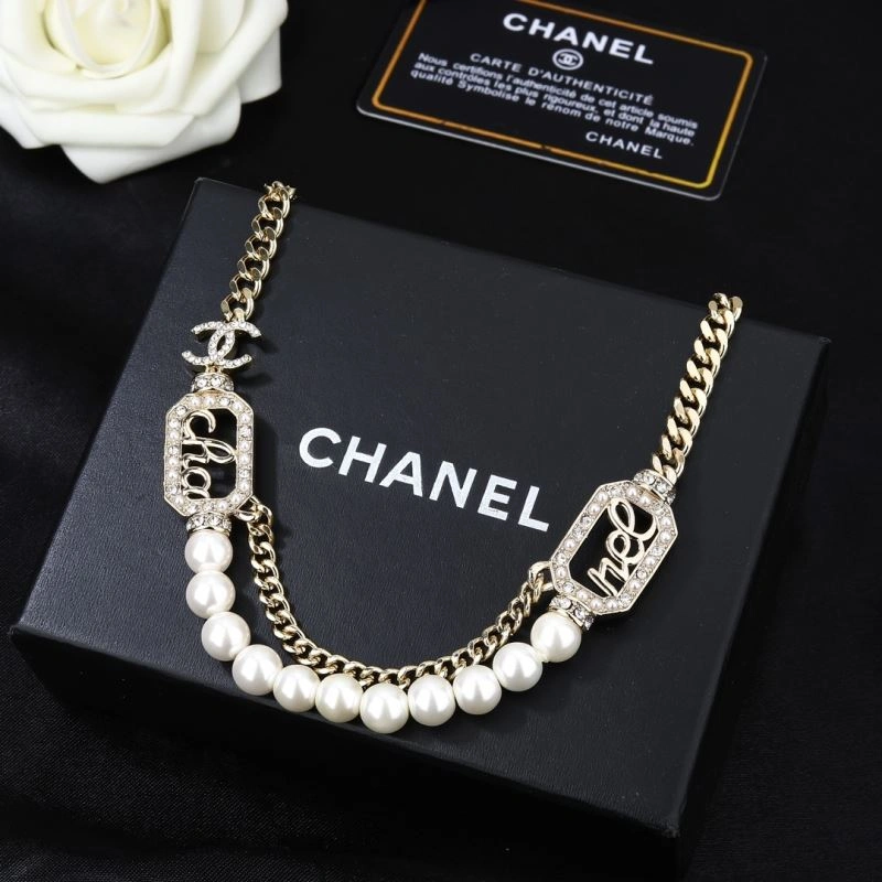 Chanel Necklaces Functional 226752