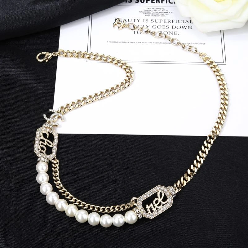 Chanel Necklaces Functional 226752