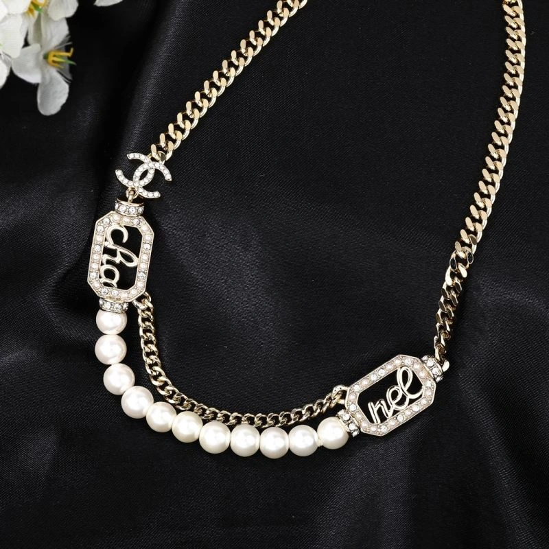 Chanel Necklaces Functional 226752