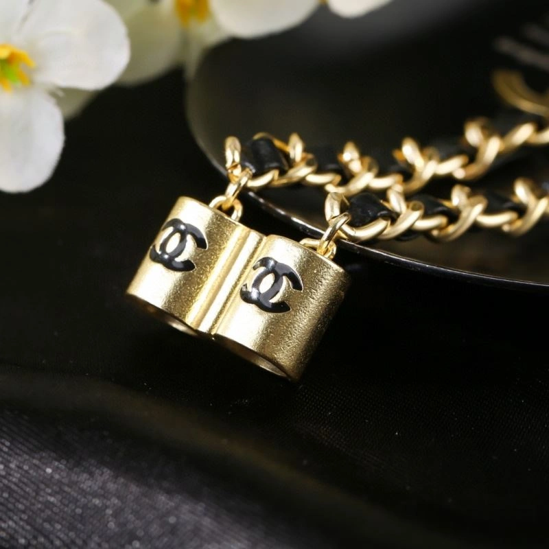 Affordable Chanel Necklaces 226749