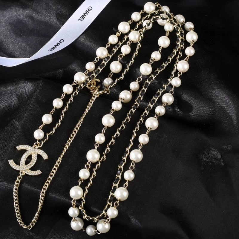 Contemporary Chanel Necklaces 226803
