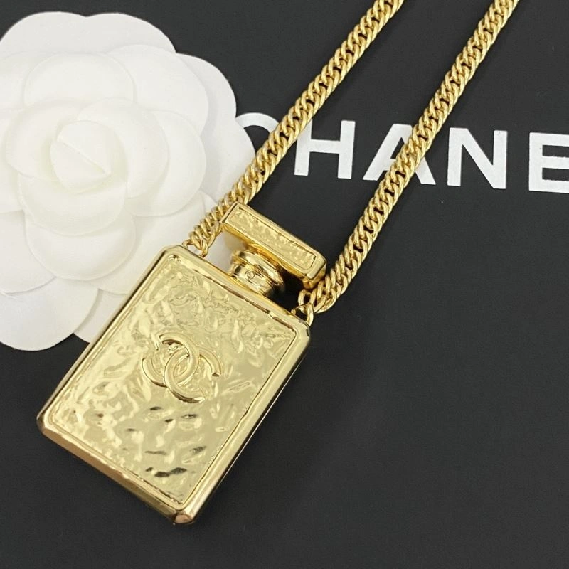 Classic Chanel Necklaces 226726
