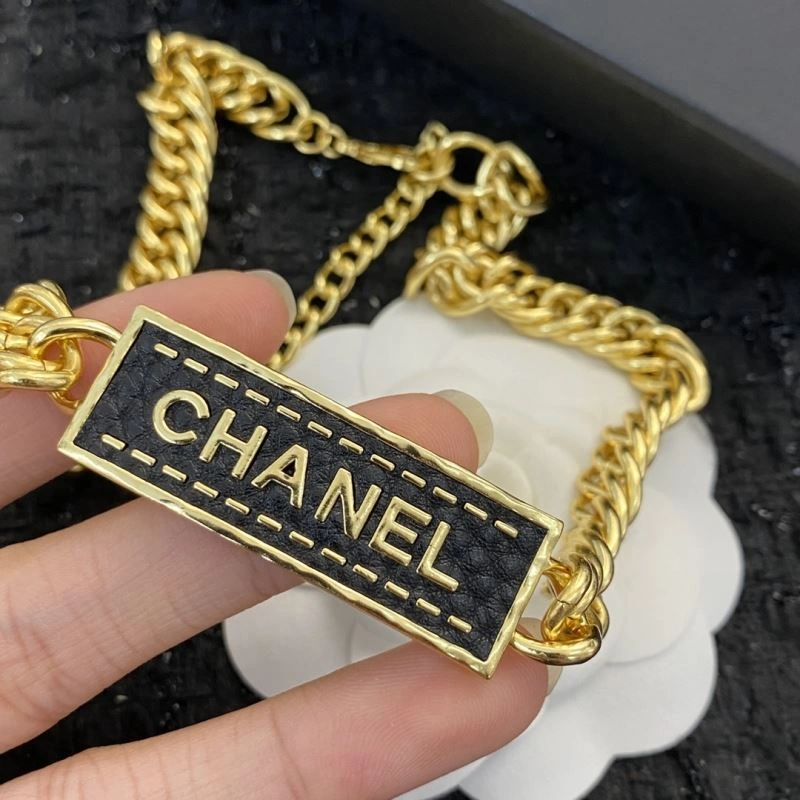 Tailored Chanel Necklaces 226720