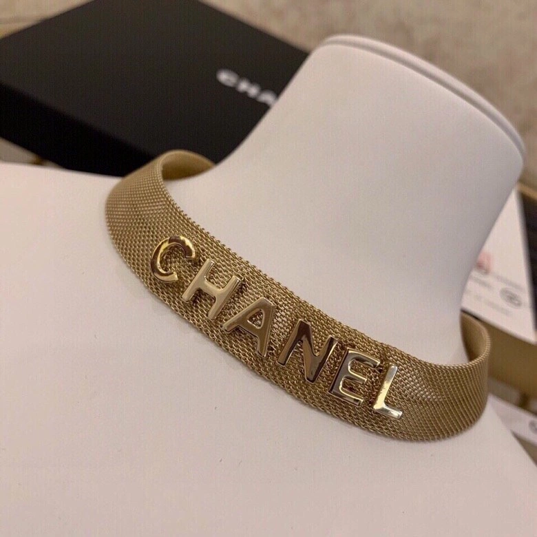 Snug Chanel Necklaces 226710