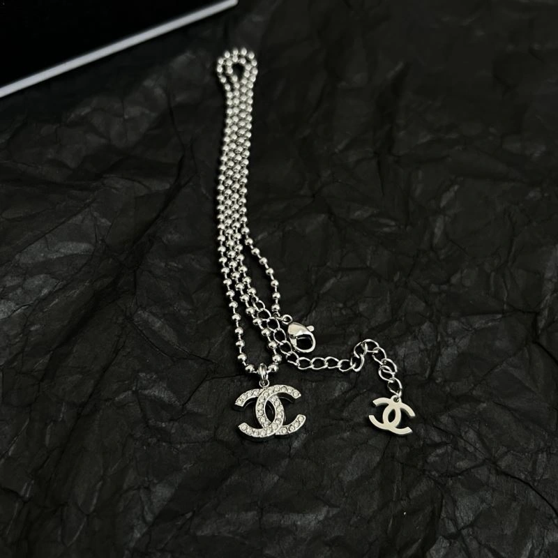 Chanel Necklaces Compact 226696
