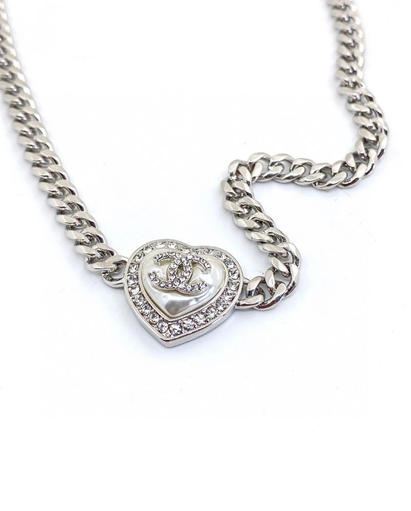 Chanel Necklaces SmoothTexture 226683