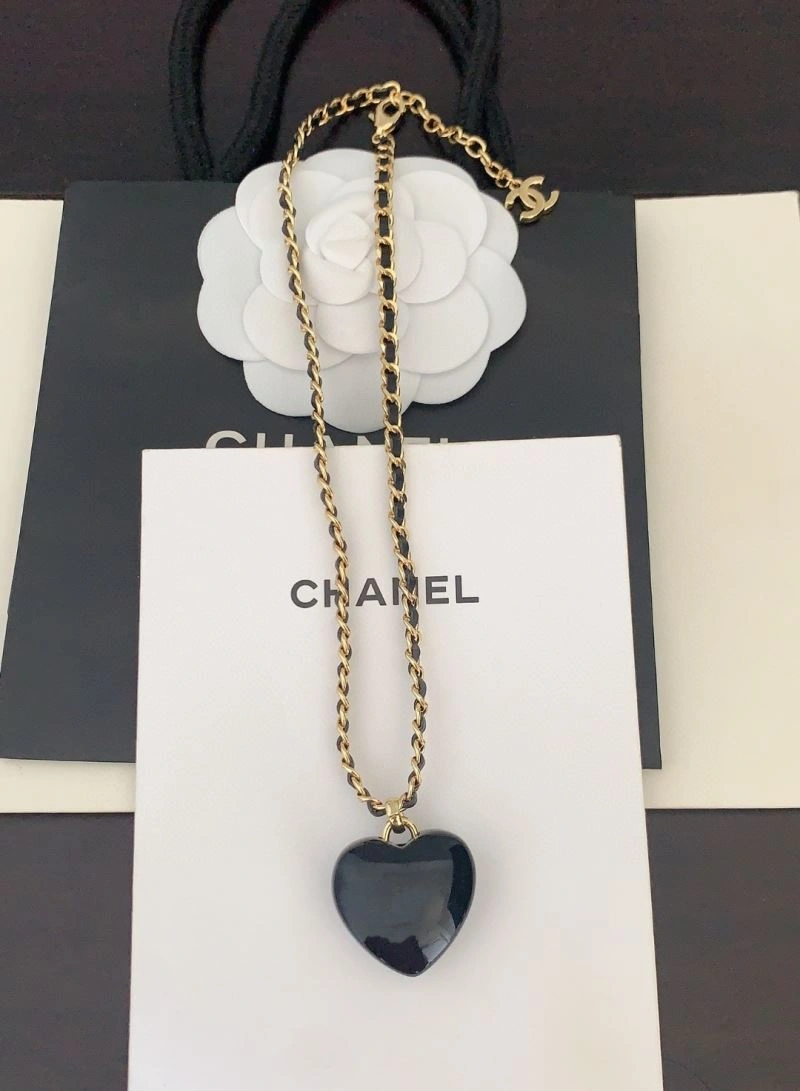 Sleek Chanel Necklaces 226685