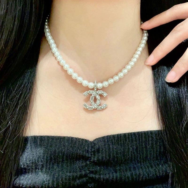 Chanel Necklaces Packable 226628