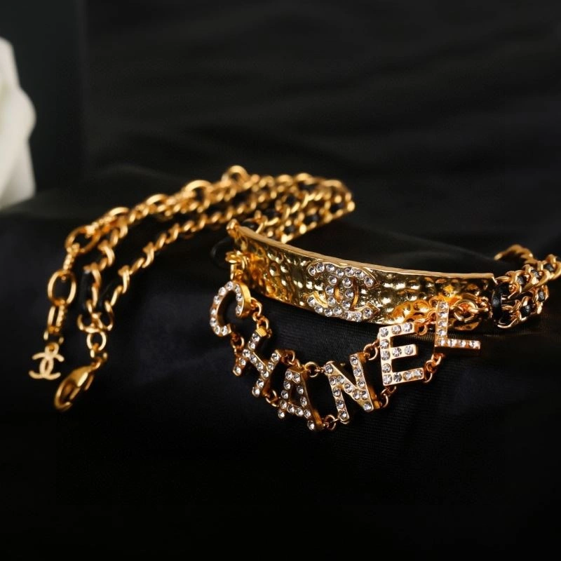 Minimalist Chanel Necklaces 226626