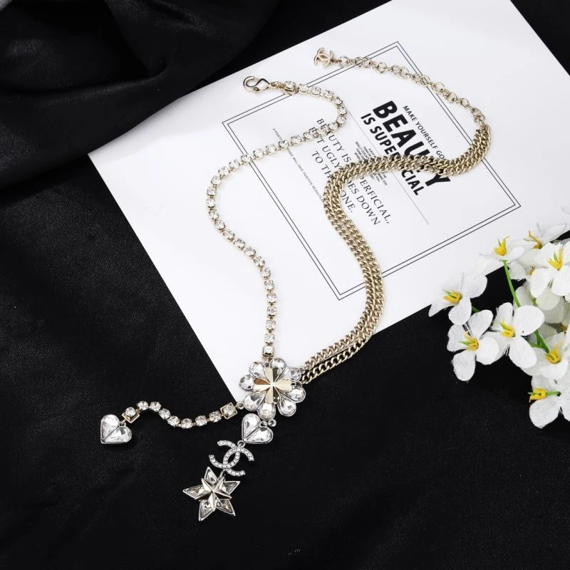 Chanel Necklaces ModernLook 226619