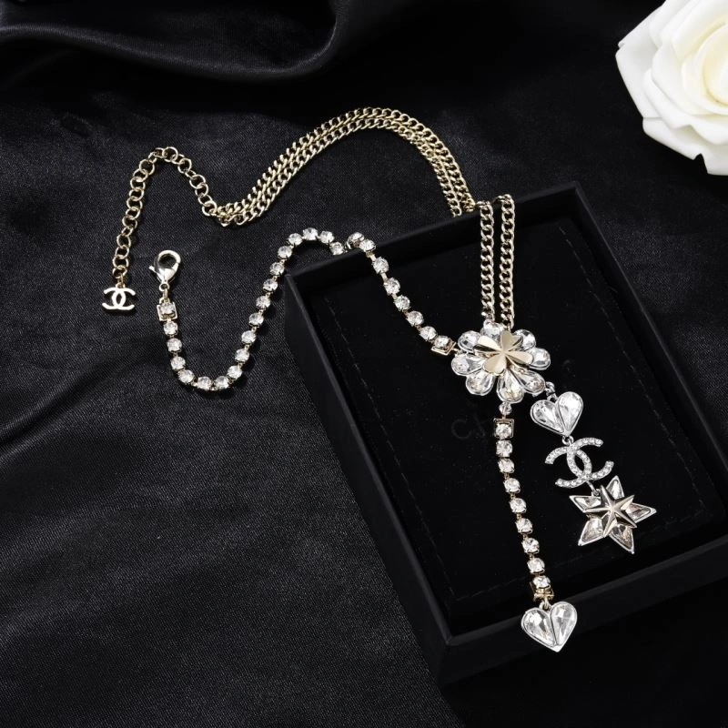 Chanel Necklaces ModernLook 226619
