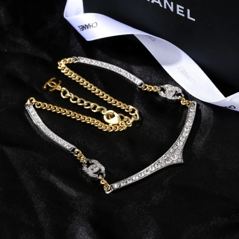 Comfortable Chanel Necklaces 226607
