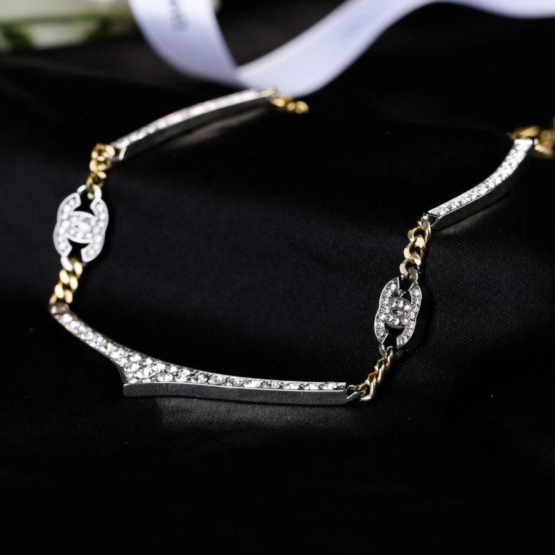 Comfortable Chanel Necklaces 226607