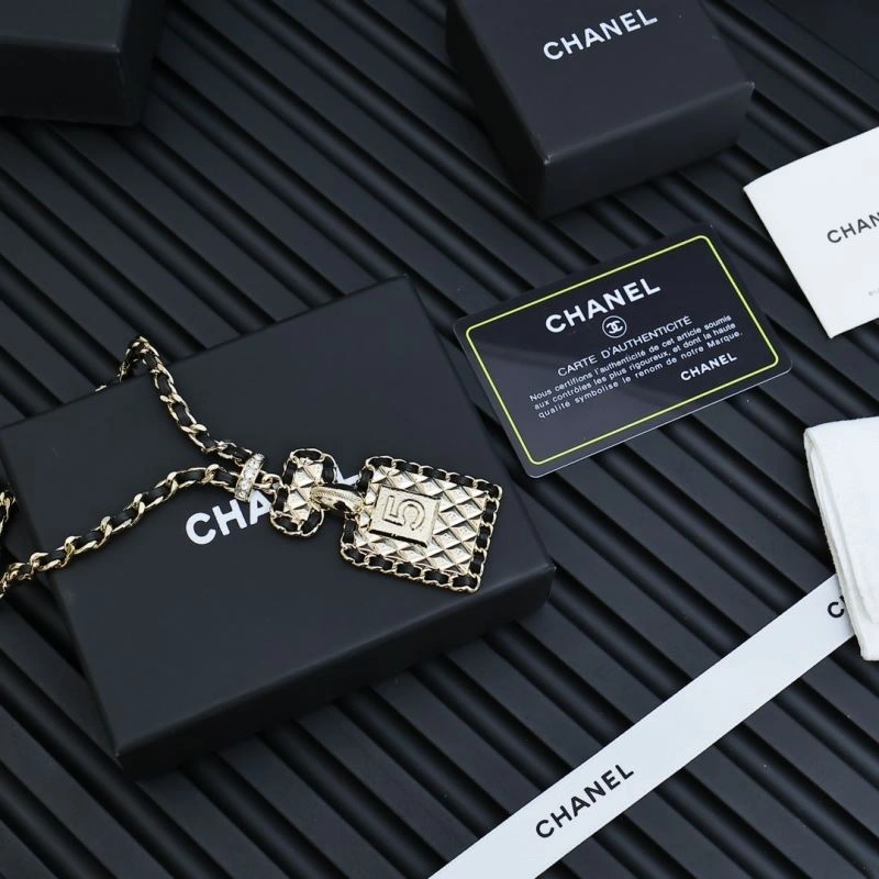 Elegant Chanel Necklaces 226614