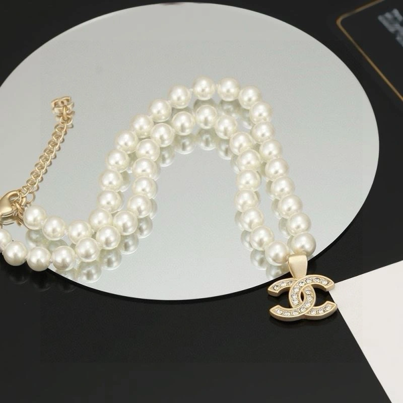 Resilient Chanel Necklaces 226602