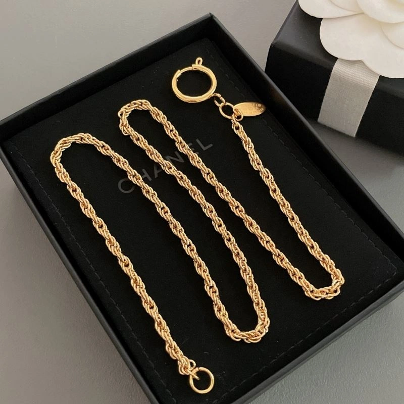 Chanel Necklaces Sophisticated 226588