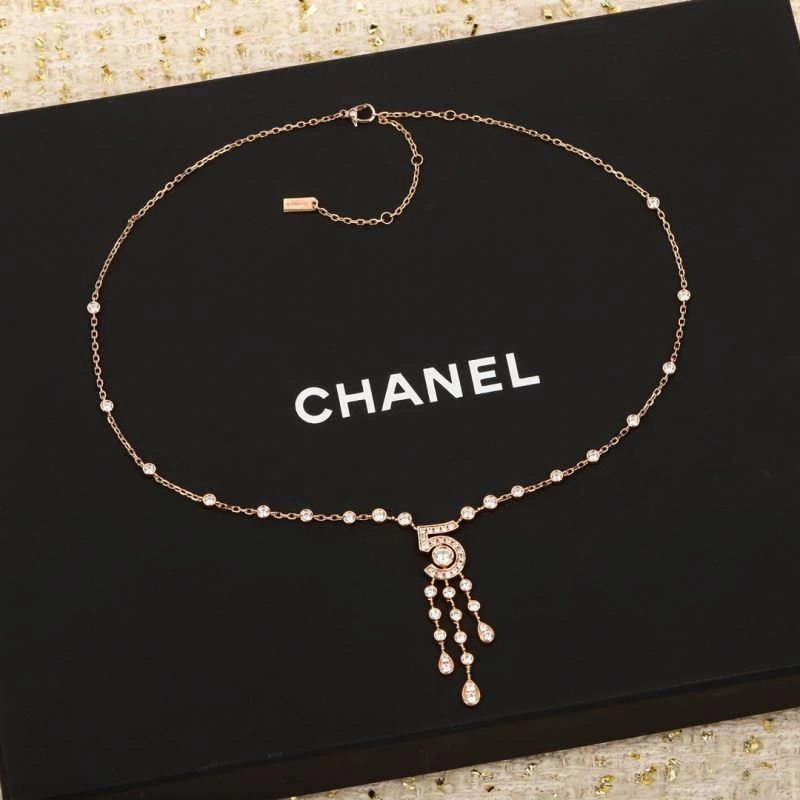 Tailored Chanel Necklaces 226577
