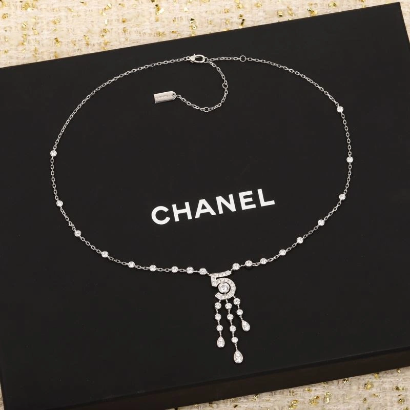 Tailored Chanel Necklaces 226577