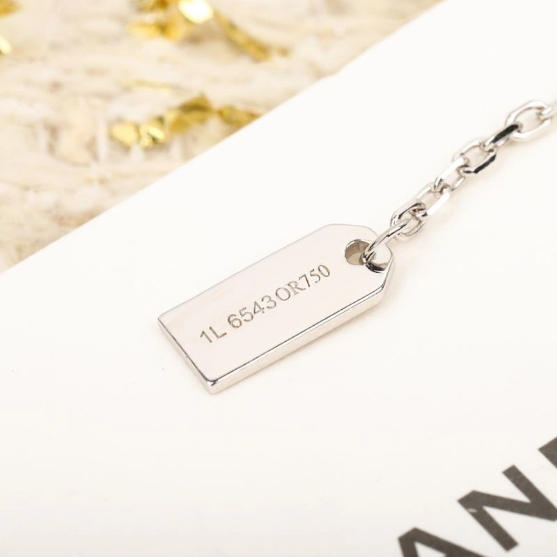 Tailored Chanel Necklaces 226577