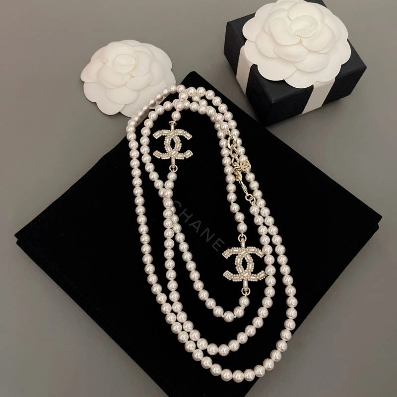 Chanel Necklaces Sleek 226566