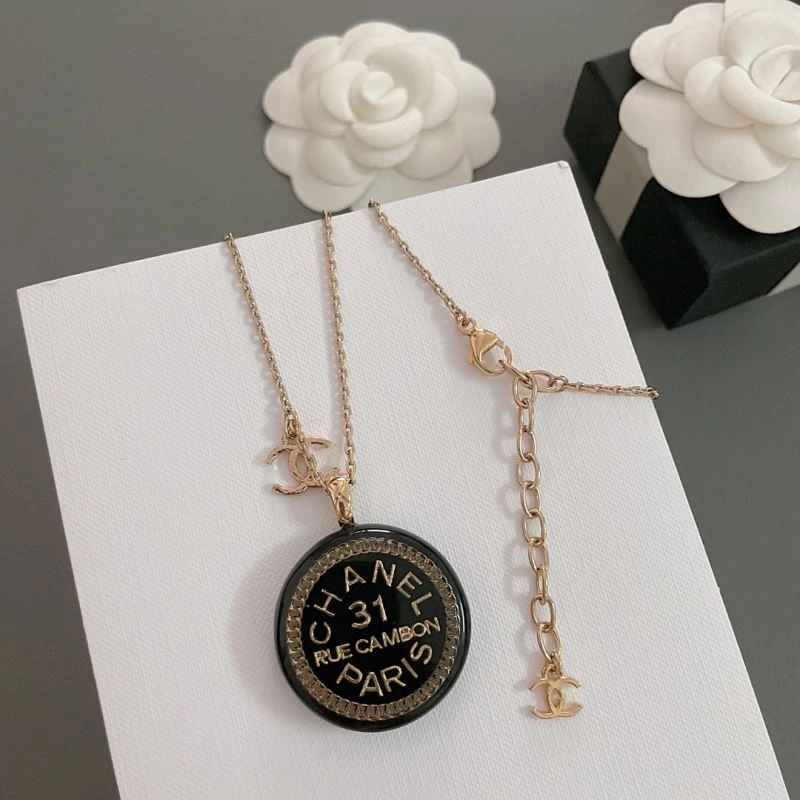 Chanel Necklaces EyeCatching 226550