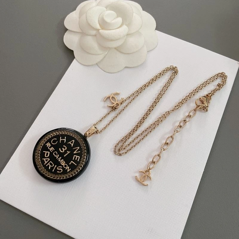 Chanel Necklaces EyeCatching 226550