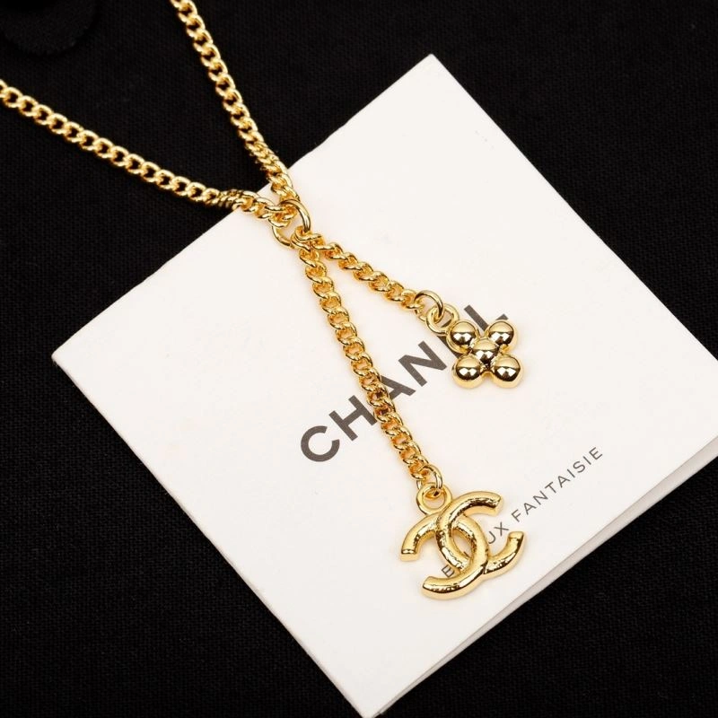 Trendsetting Chanel Necklaces 226518