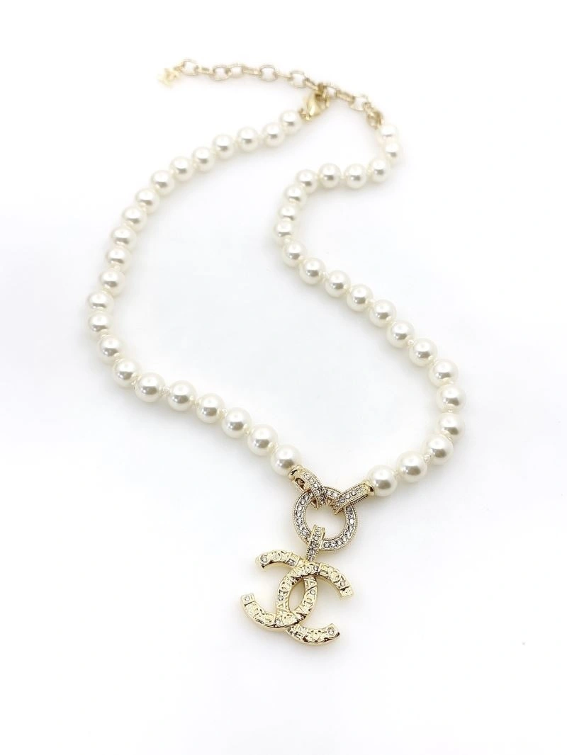 Tailored Chanel Necklaces 226527
