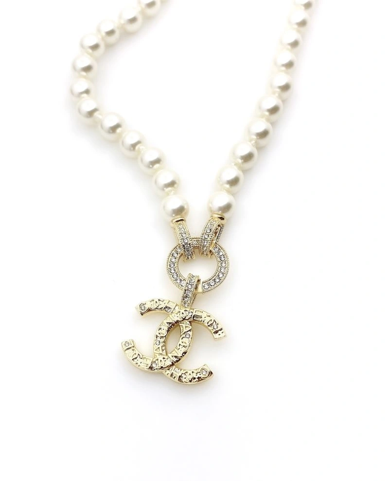 Tailored Chanel Necklaces 226527