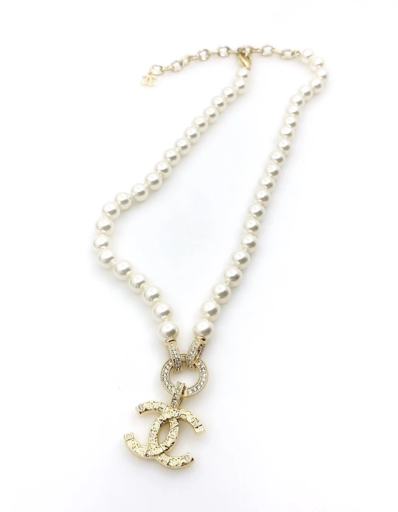 Tailored Chanel Necklaces 226527