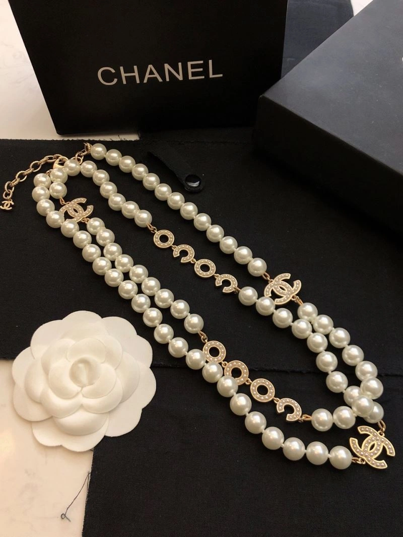 Effortless Chanel Necklaces 226490