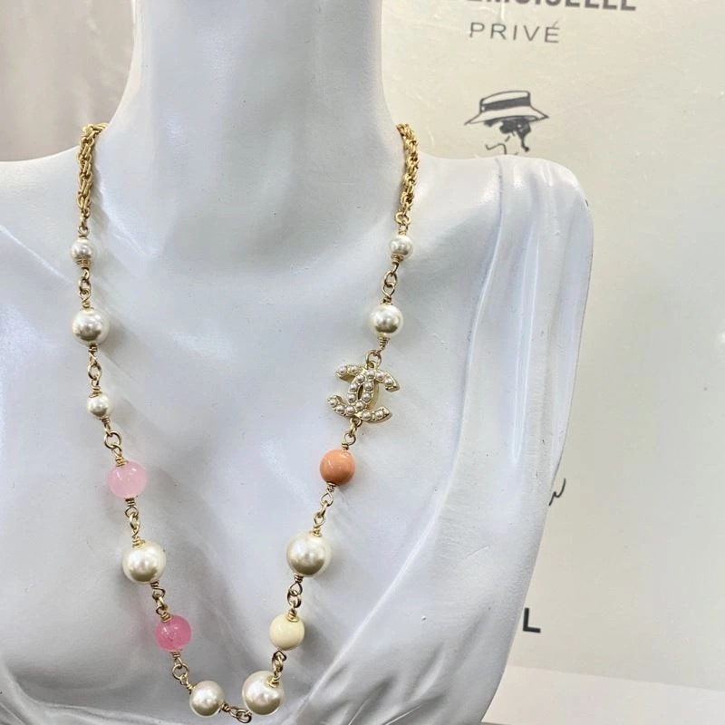 Sporty Chanel Necklaces 226499