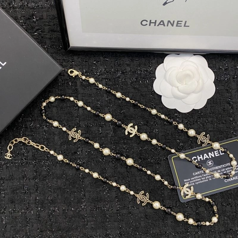 Minimalist Chanel Necklaces 226486