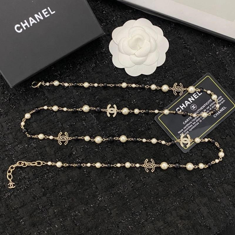 Minimalist Chanel Necklaces 226486