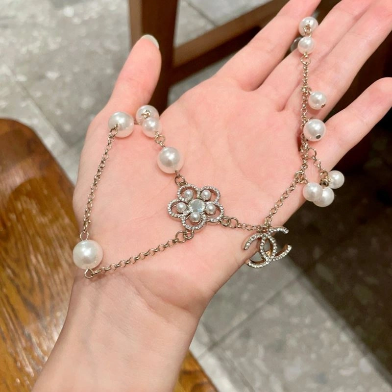 Unisex Chanel Necklaces 225894