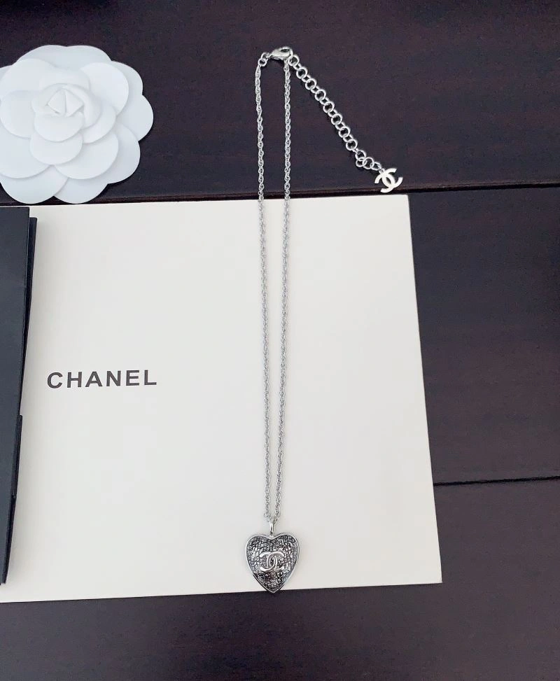 Chanel Necklaces Vibrant 225873