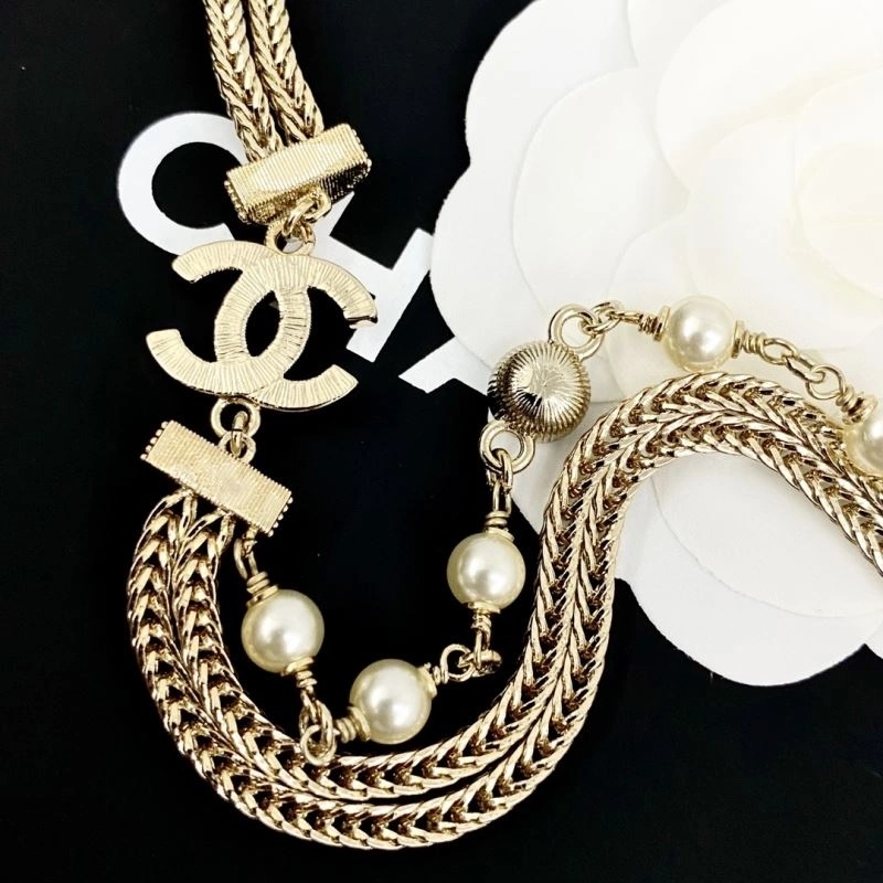 Resilient Chanel Necklaces 225876