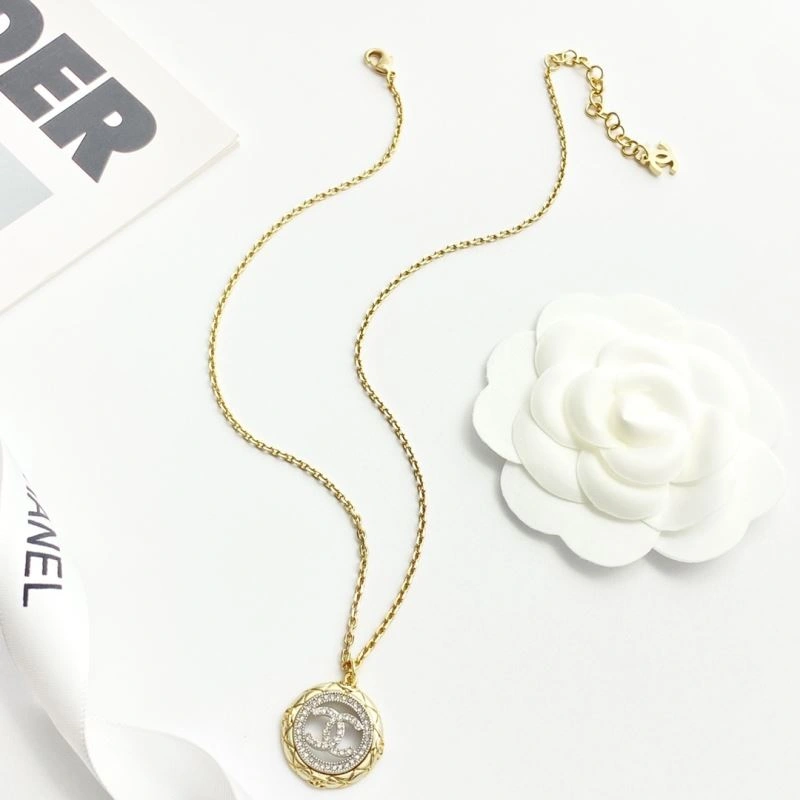 Unique Chanel Necklaces 225865
